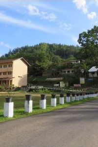 ගොඩනැගිලි